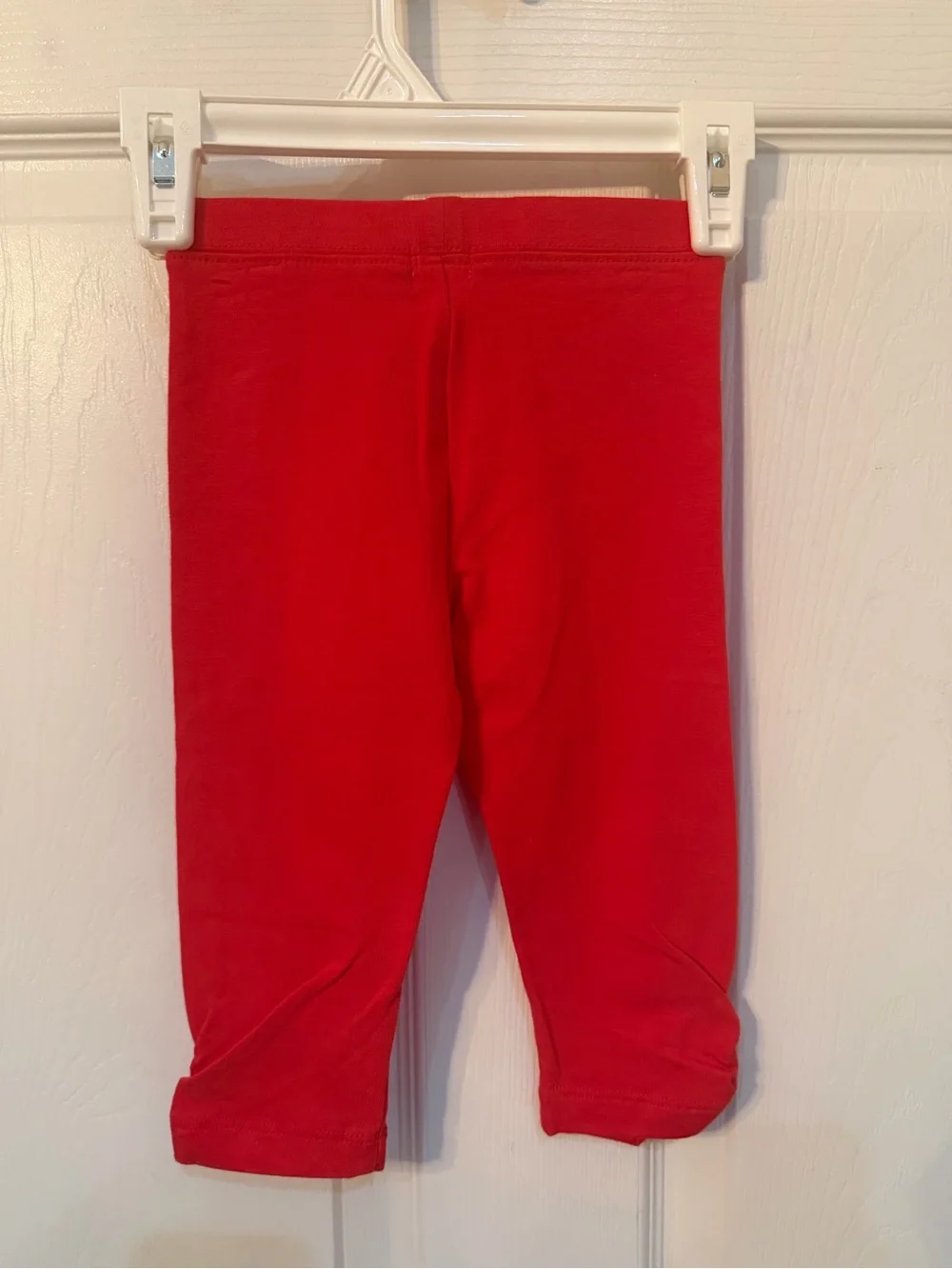 Red Girls' Knit Capris Leggings